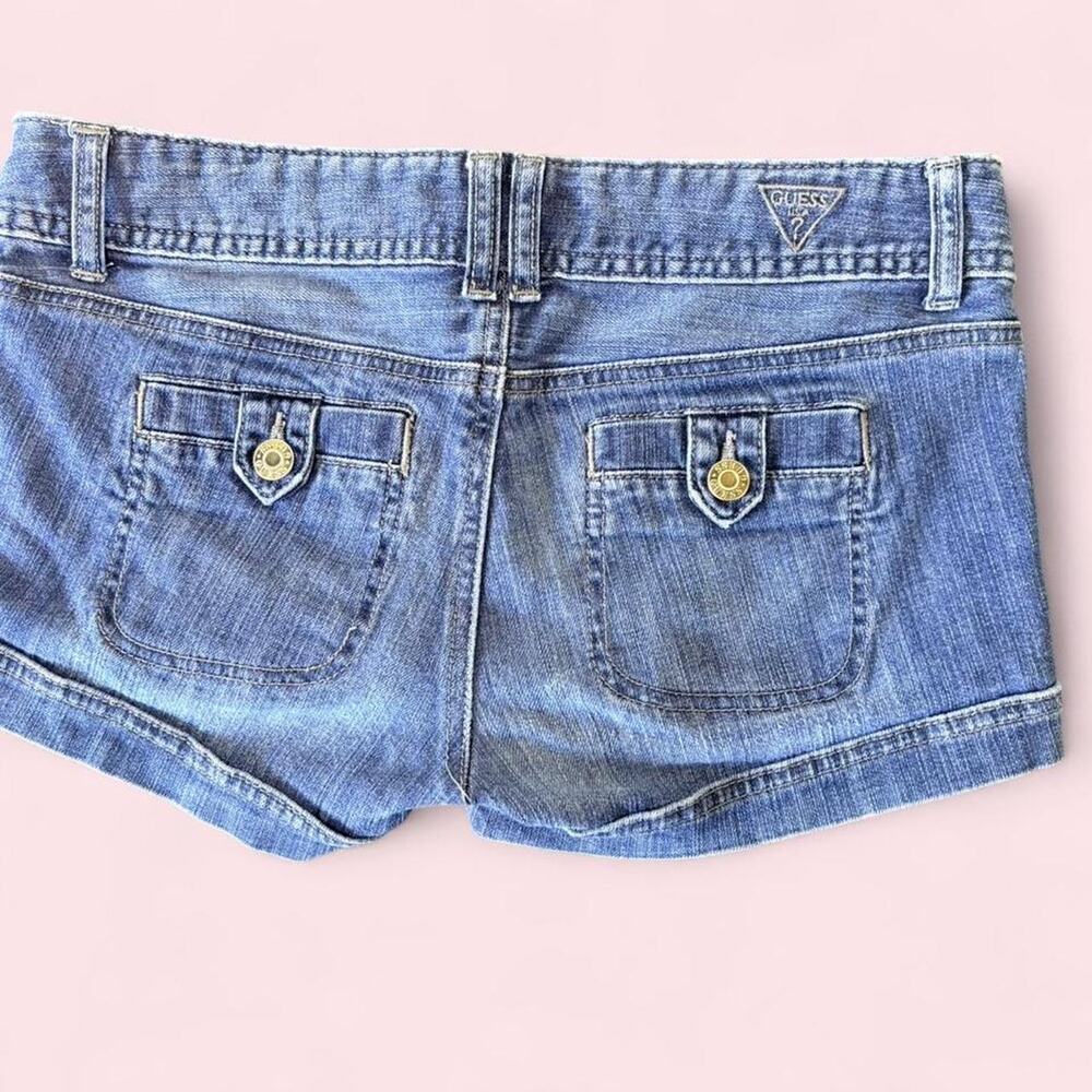 Vintage Guess Wome's Size 27 low rise denim mini shorts Y2k mcbling